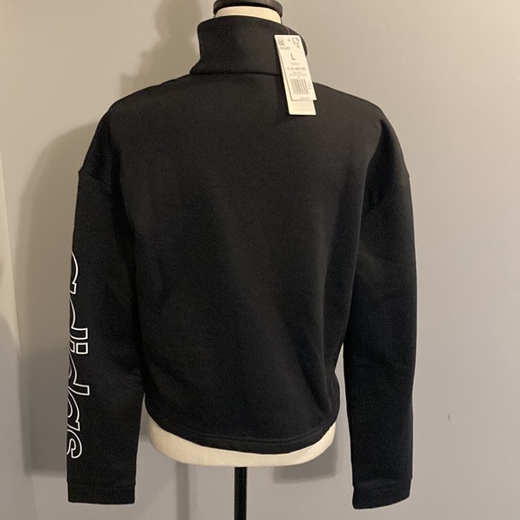 ✨NWT✨ Adidas Crop - Picture 6 of 10